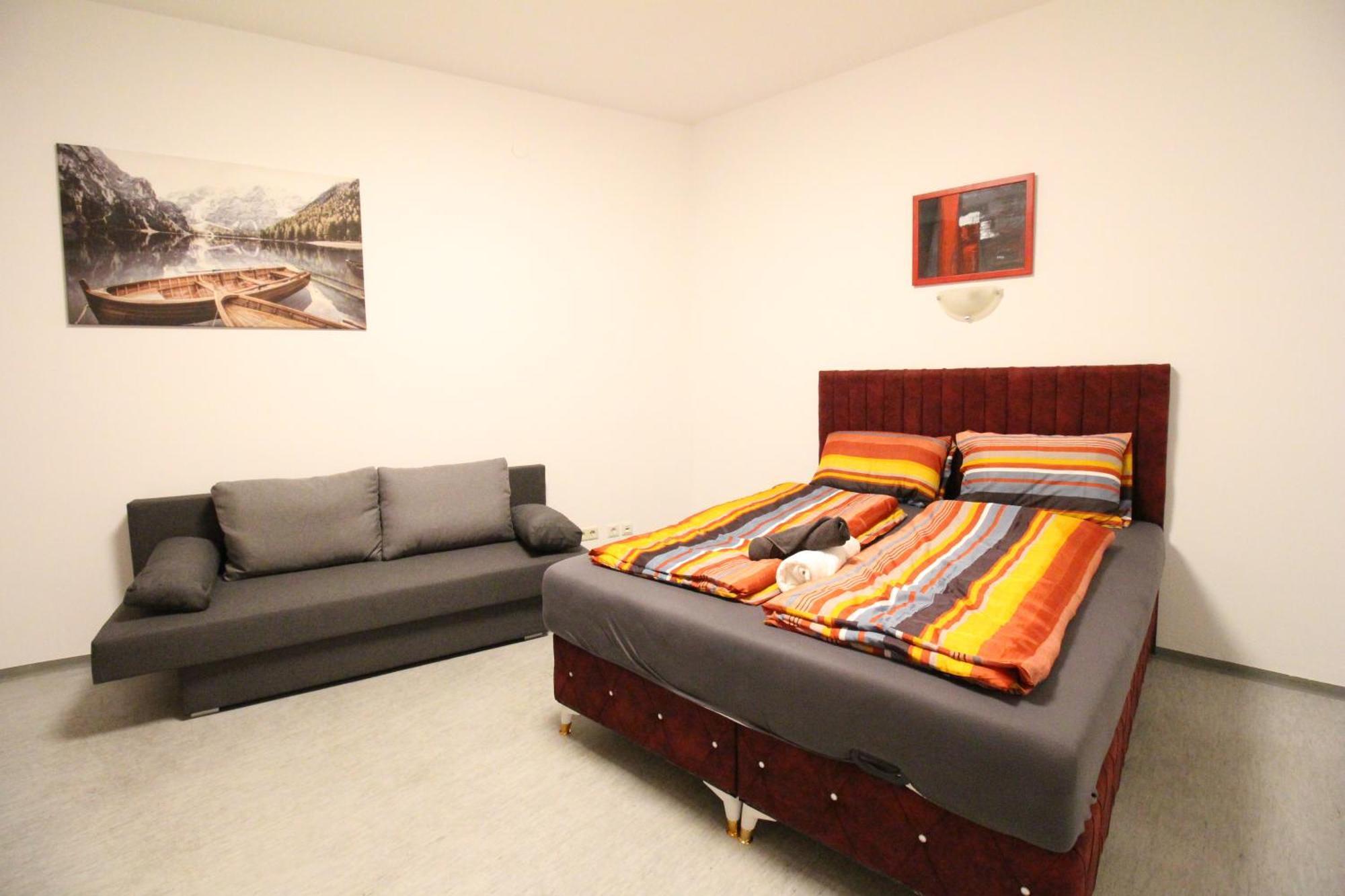 Zx Quad Room In Meidling Viena Exterior foto